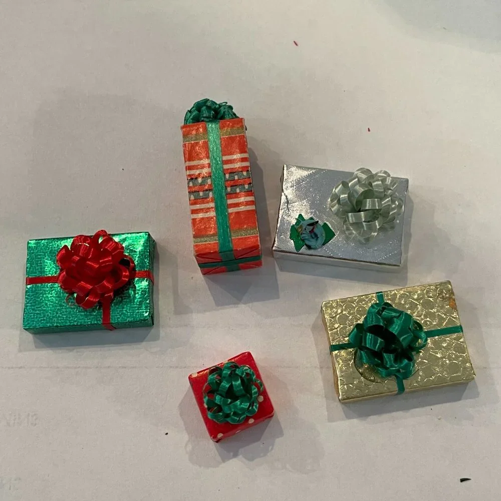 Miniature Dollhouse Wrapped Christmas Gifts Handmade Lot of 5